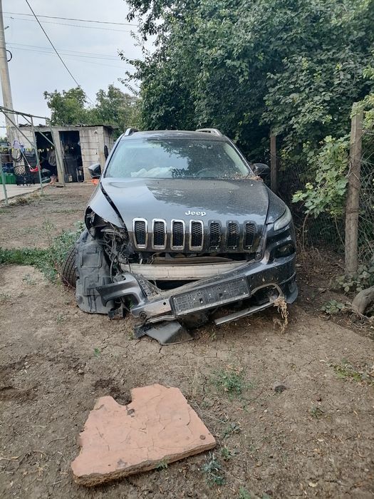 Jeep cherokee 2018 avariat