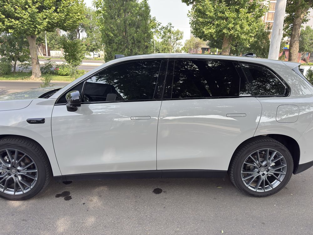 Leapmotor C10 Komfort Full pozitsiya