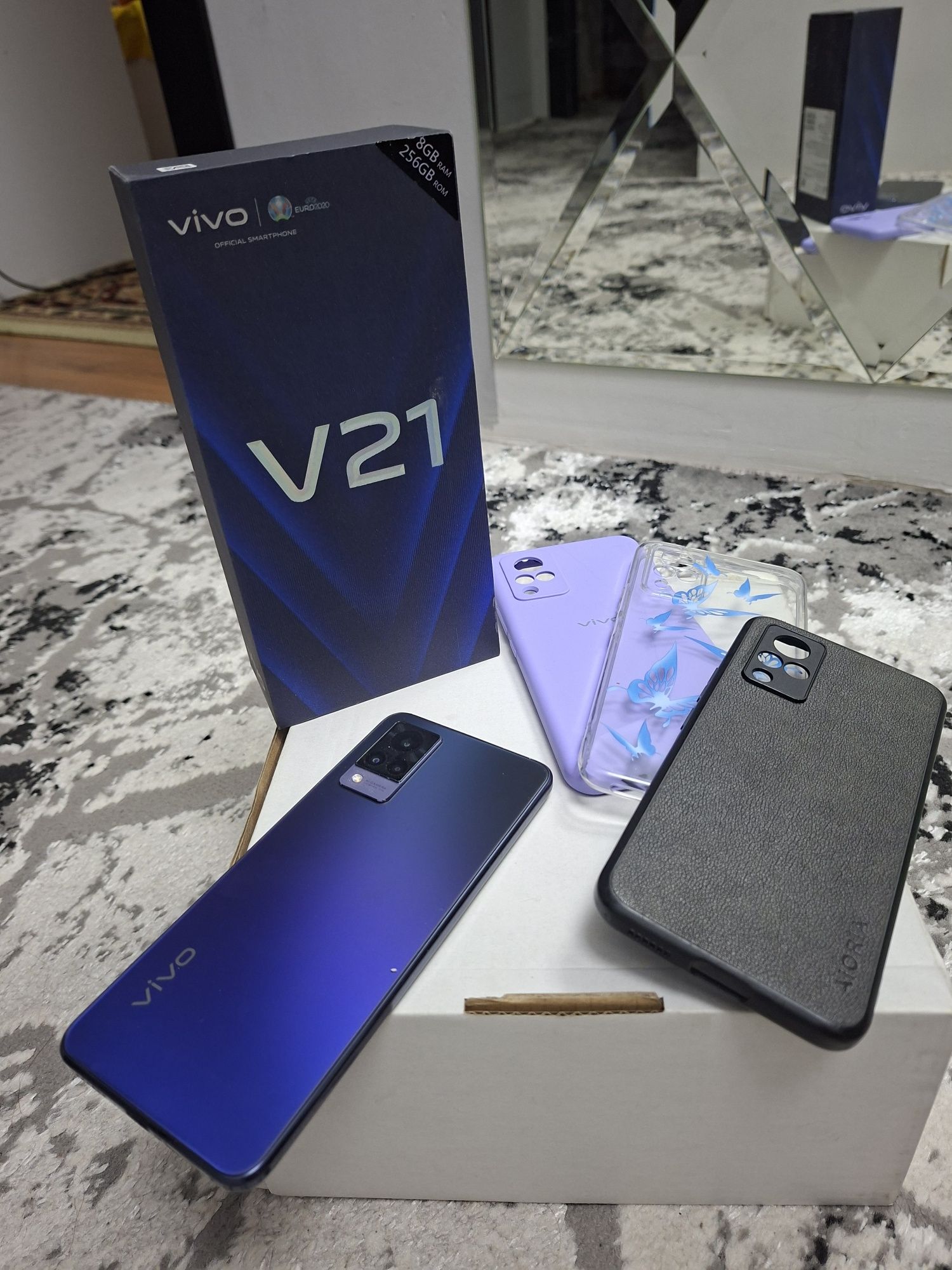 Vivo v21. 256gb полный комплект