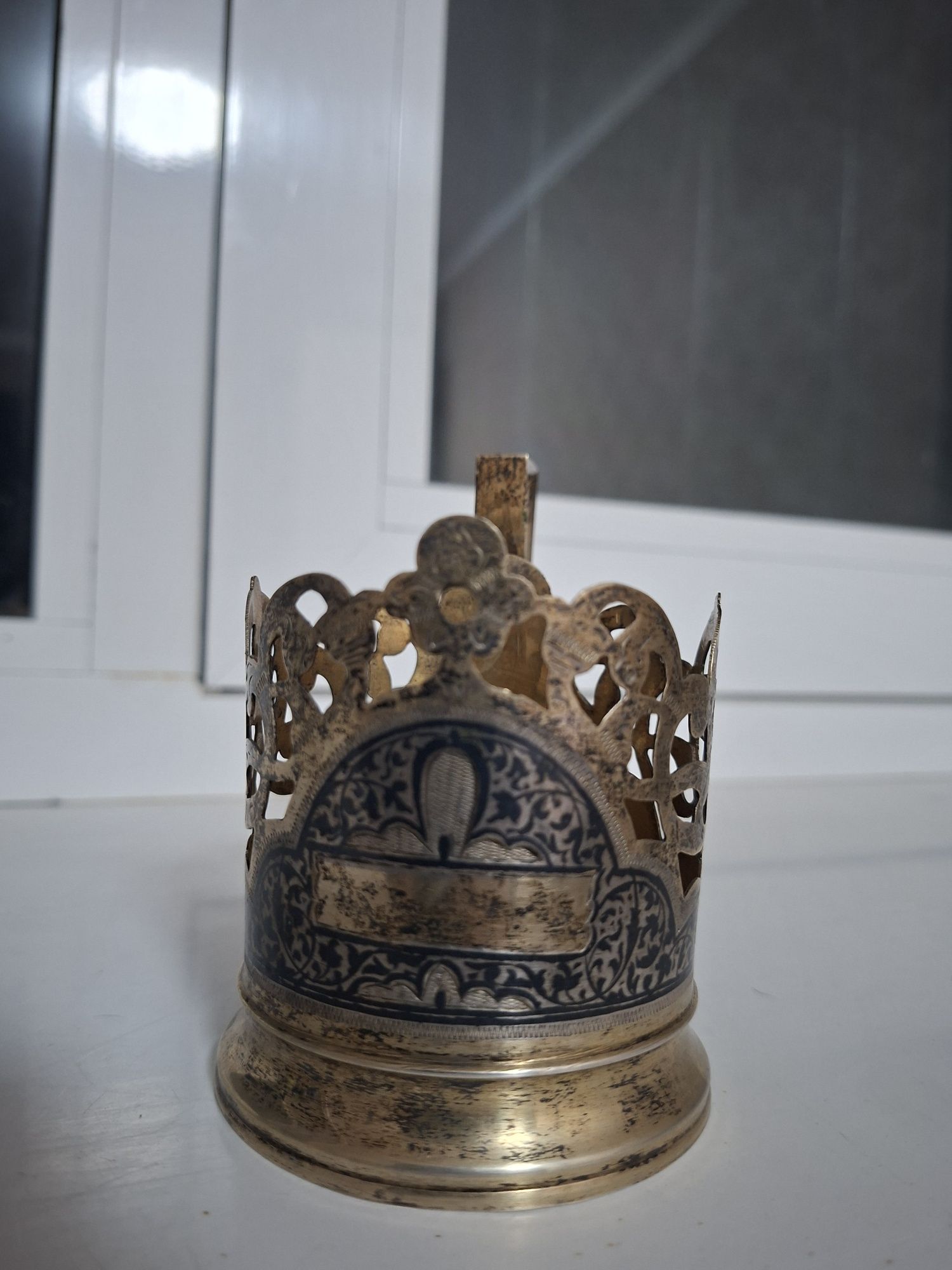 Продам серебряный подстаканник
