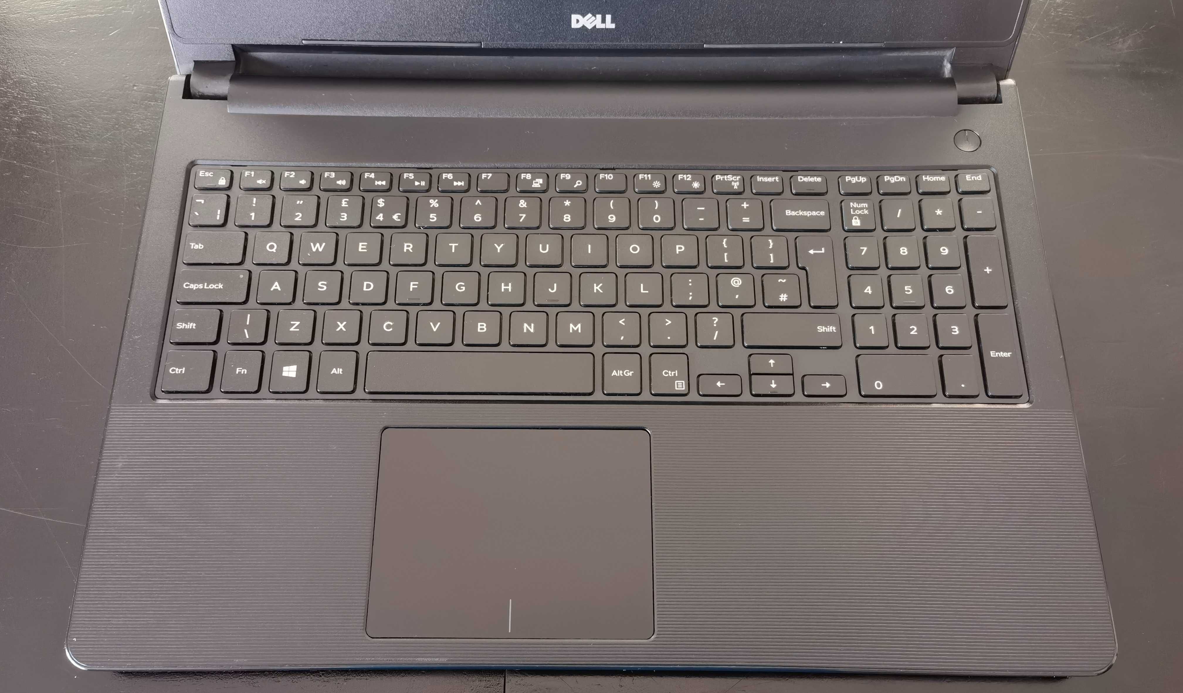 Dell Vostro 3558/4x2ghzТhr/8gb/500gb/мат15.6сKам/4ч.Бат/DVDrw/Проф