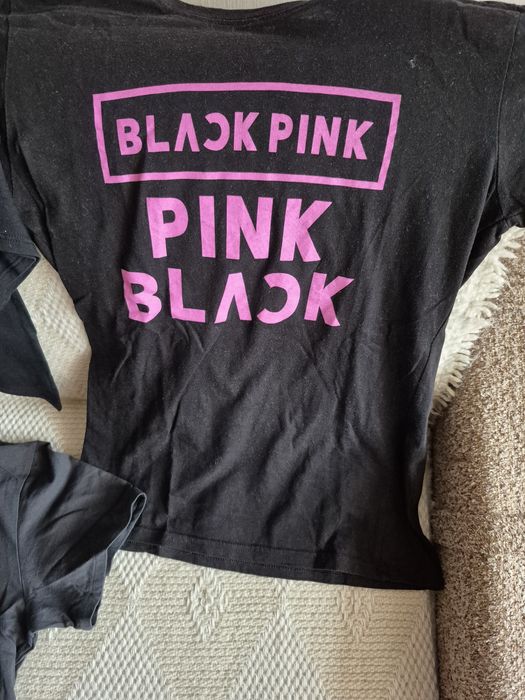 Блузи на Blackpink