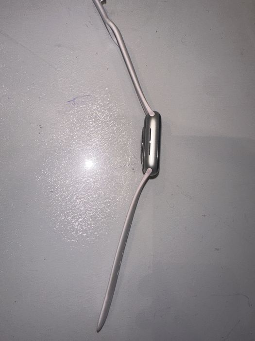 Apple Watch 6 series 40mm silver aluminium case white sport band