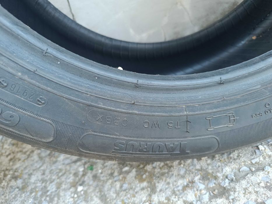 Продавам гуми 205/55 R16 – 1 нова зимна и 2 използвани летни