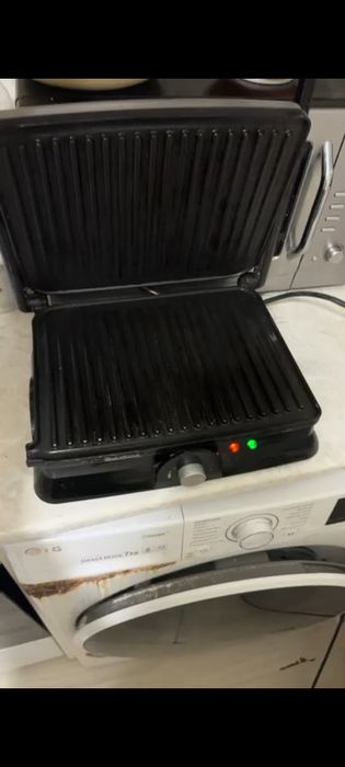 Продам грильницу