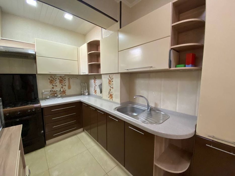 Сдается квартира Ц4 4 х комнатная