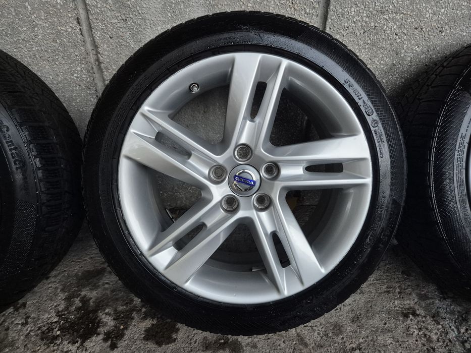 Jante aliaj volvo v60 pe 17 cu anvelope 235/45/17