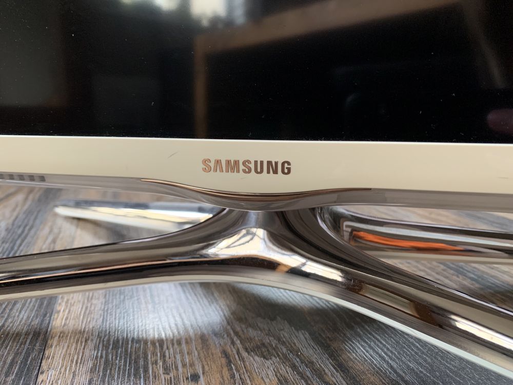 Телевизор Samsung