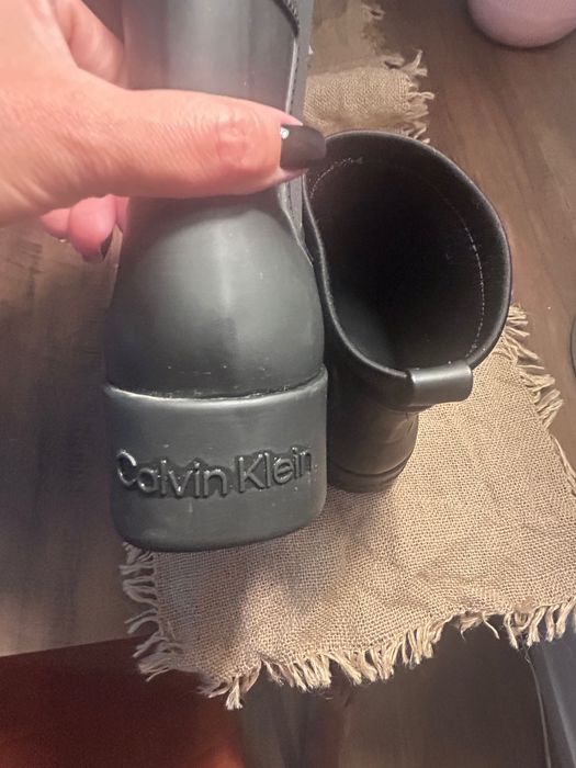 Ghete Calvin Klein originale marimea 39