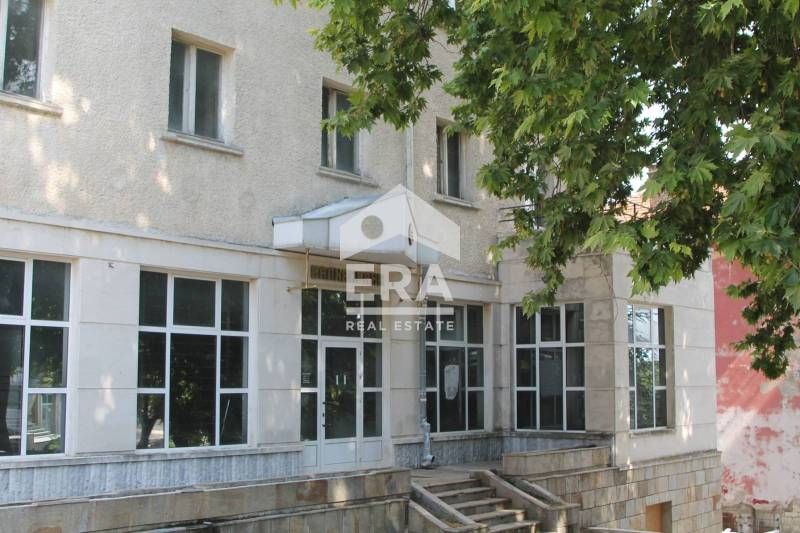 ТОП ОФЕРТА ! Промишлена сграда в центъра на гр. Ивайловград