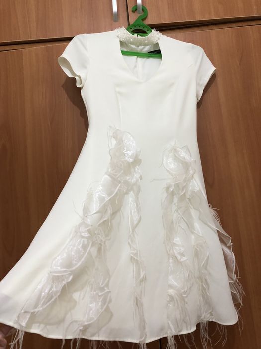 Продам коктейльное платье