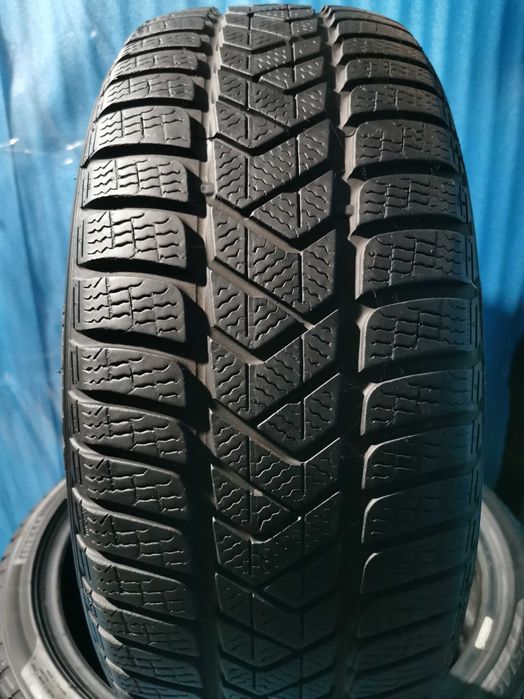 225/40/19 - 255/35/19 pirelli m+s 4 buc