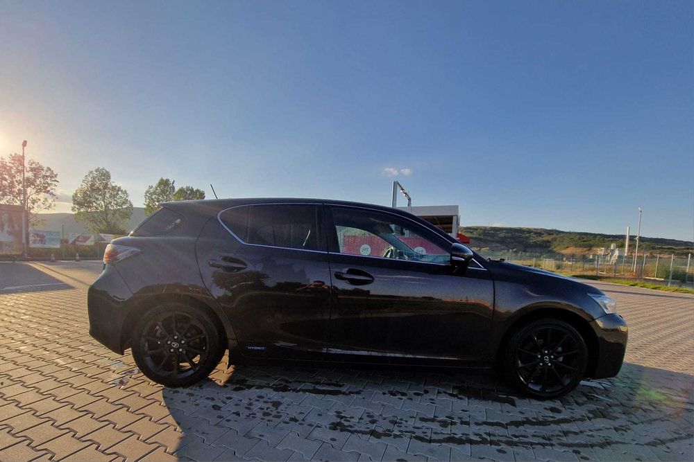 Lexus CT 200h Hybrid