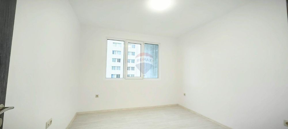 Тристаен апартамент за продажба, кв.Трошево, гр.Варна, ЙГ