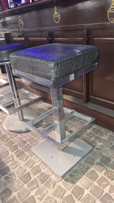 Бар столове / щъркели