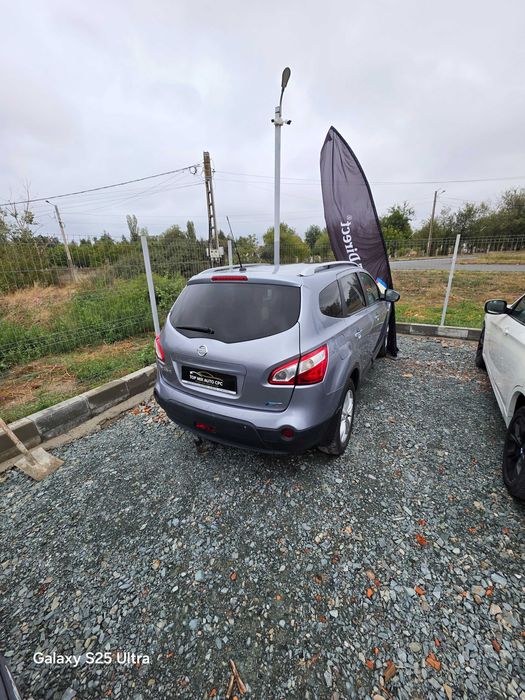 Nissan Qashqai +2