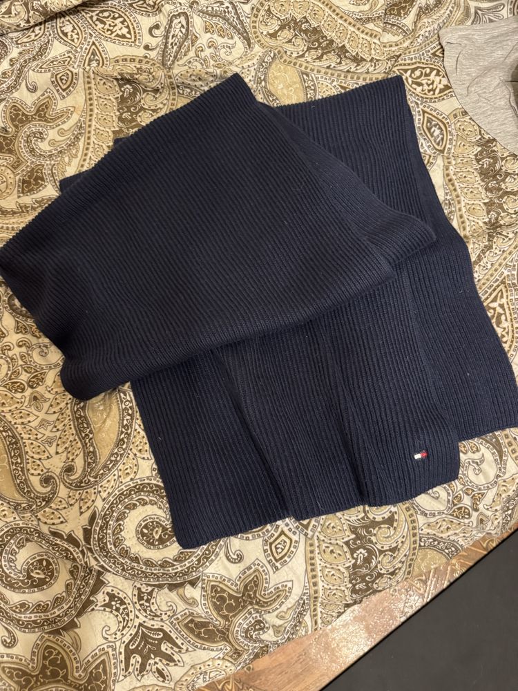 Шарф Tommy Hilfiger