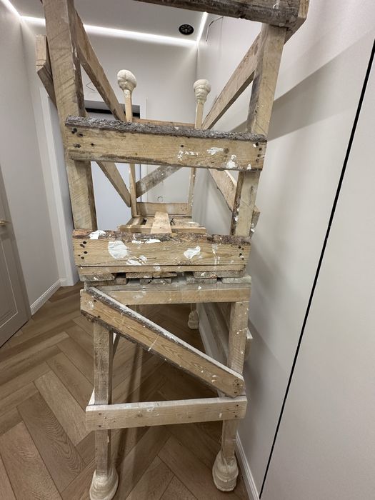 Отдам в дар стройтельный козел для ремонта