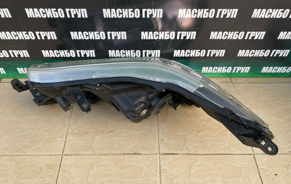 Фар far десен фарове Тойота Toyota HILUX
