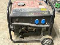 Generator benzina EM4000 AVR