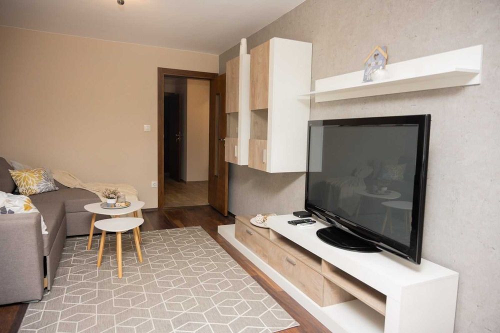 Дава се под наем Тристаен апартамент в София, Витоша - 80 кв.м за 688.5 € - Снимка #4