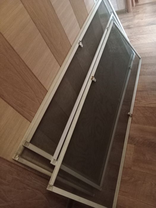 Продам сетки для окон