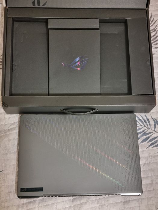 ASUS ROG Zephyrus 16 165Hz i7 13620H RTX 4070 8gb