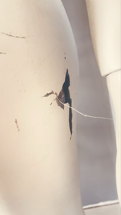 Дамски манекен със стойка.