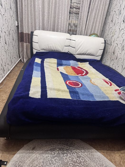 Продам 2-х спальную кровать