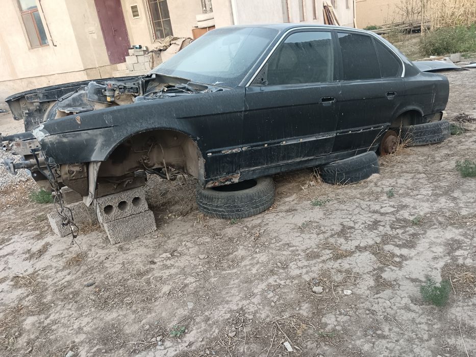 BMW E34 голый кузов