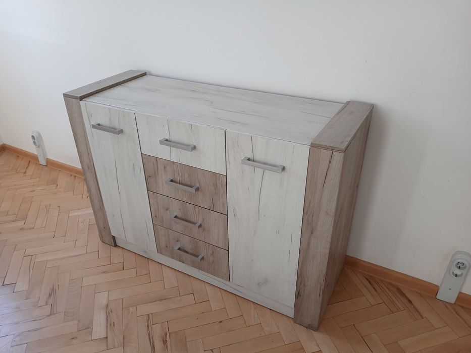 Пълен комплект мебели за хол и спалня