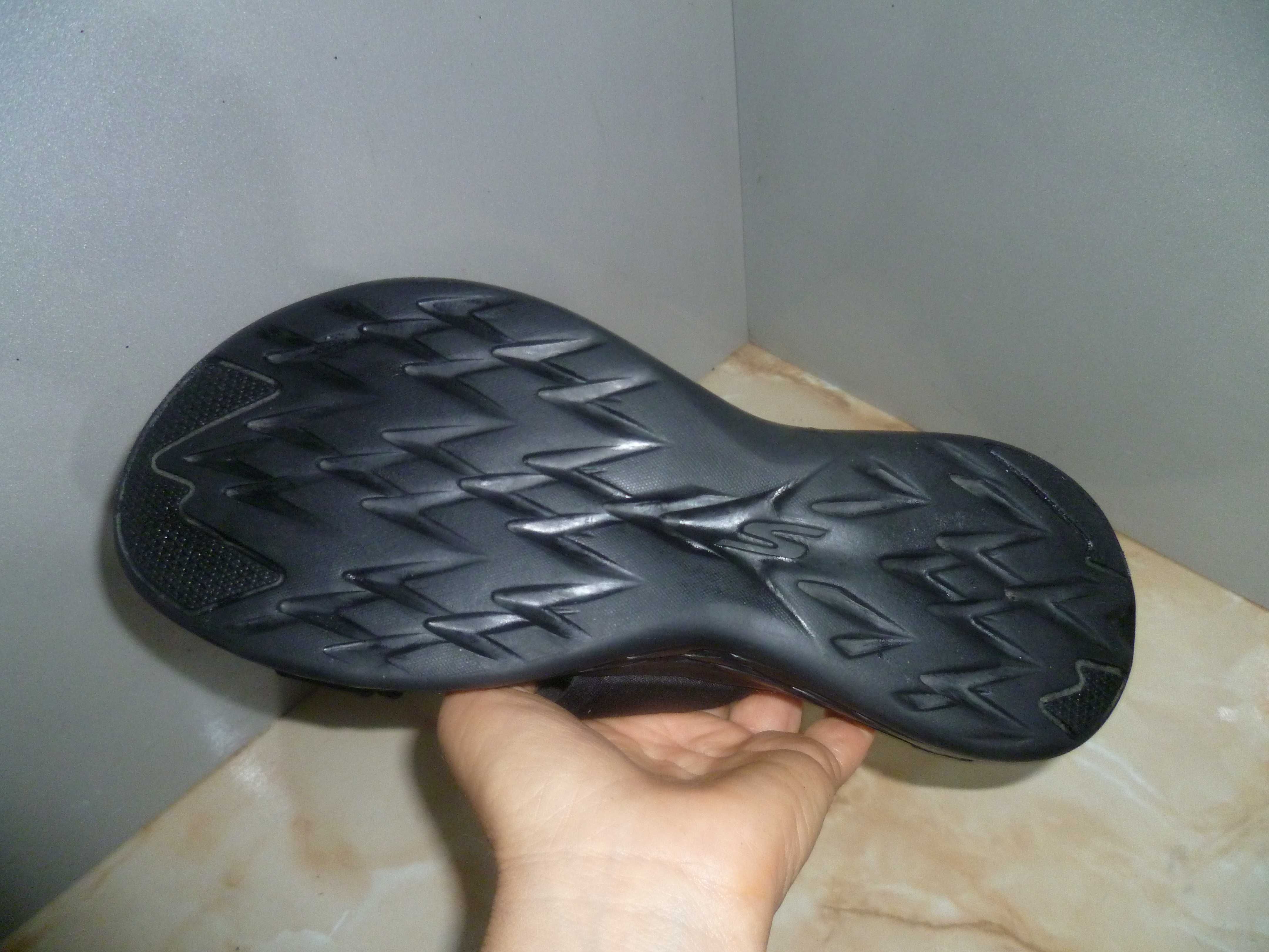 Skechers сандали №39