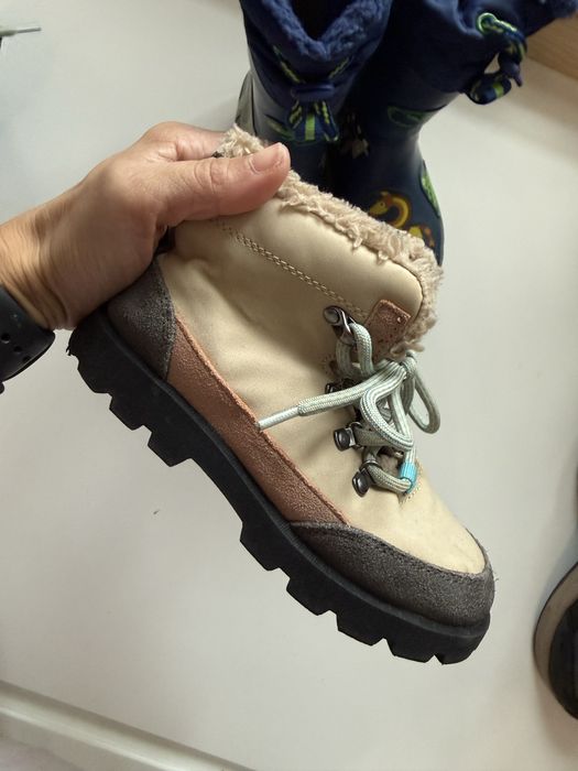 Боти Zara 24,25,26,28 размер