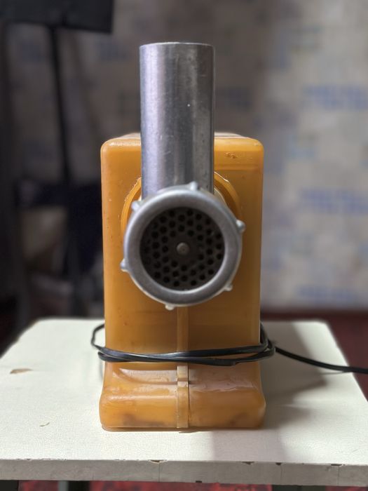 Продам Мясорубку