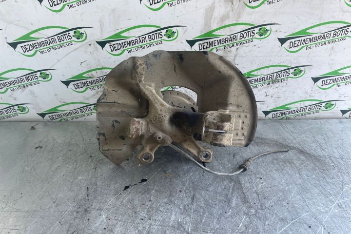 Fuzeta fata dreapta BMW Seria 3 E46