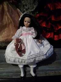 Порцеланова кукла Pauline