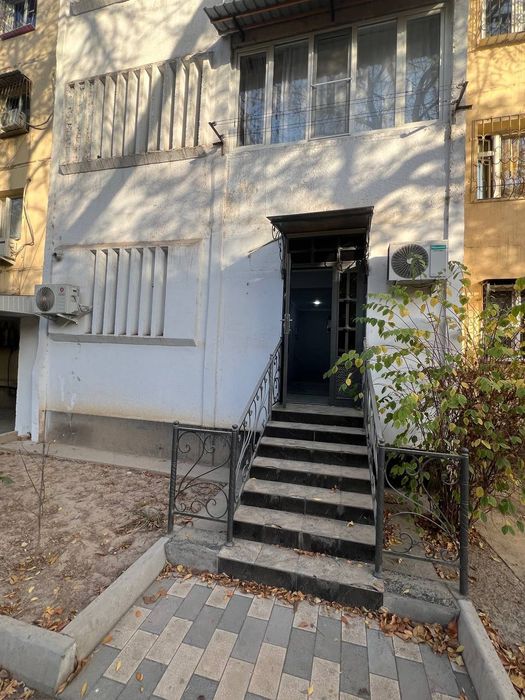 Arendaga beriladi  noturarjoy turkiston metro