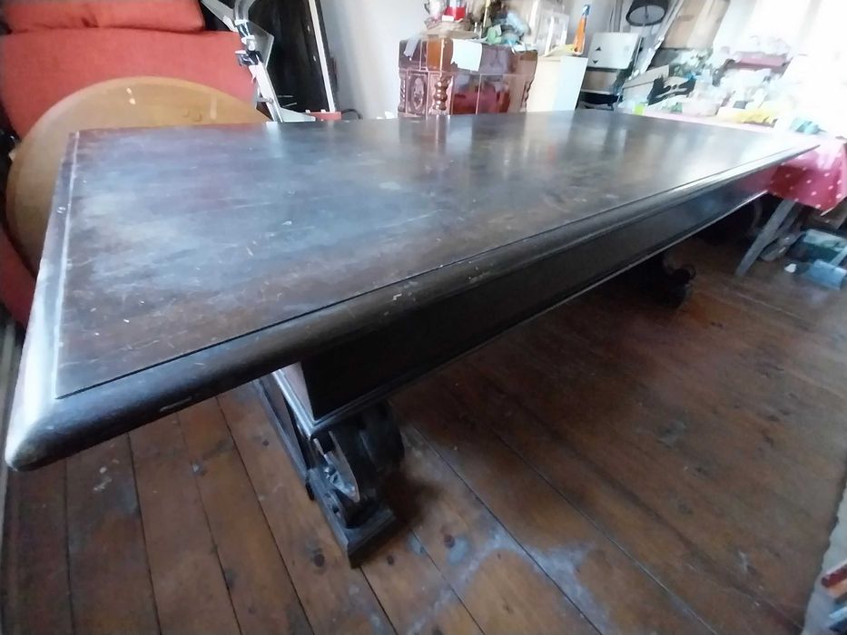 Masa stil florentin din nuc