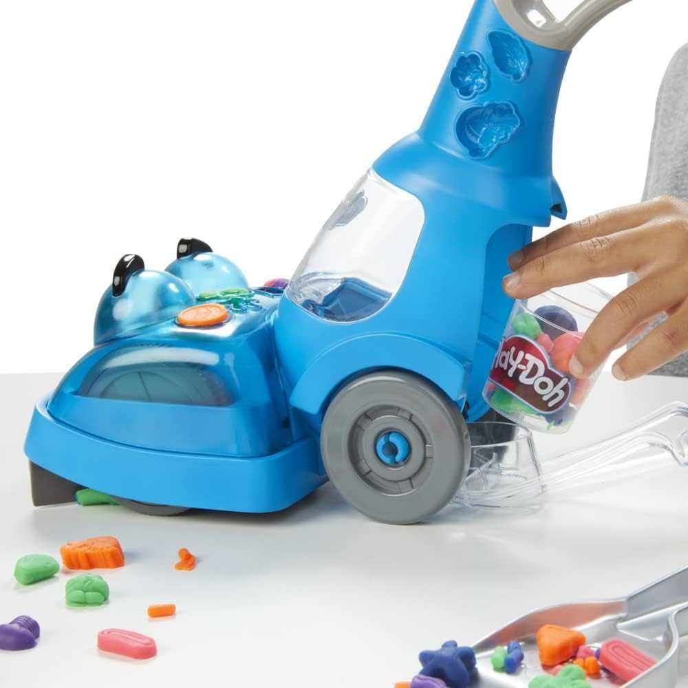 Комплект Play Doh Zoom Zoom детска прахосмукачка с мек пластелин
