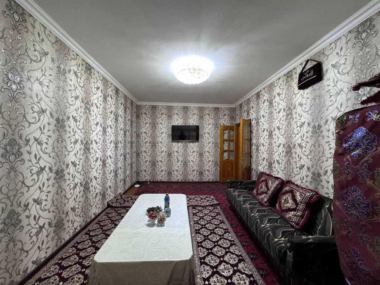 3 хоналик квартира 4 этаж кирпичный дом, мелодия , мезон маркет