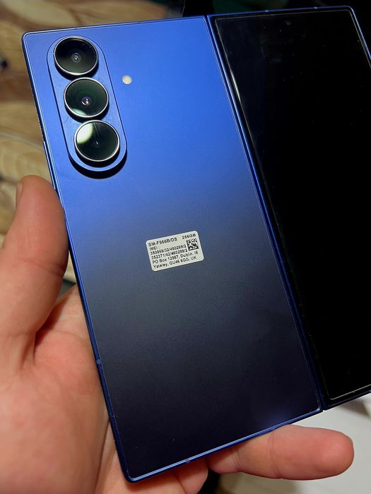 Samsung Galaxy Z Fold 7 Blue Shadow! Като нов! Гаранция!