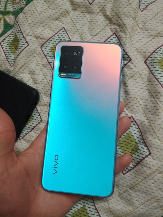 Vivi Y33s продаю