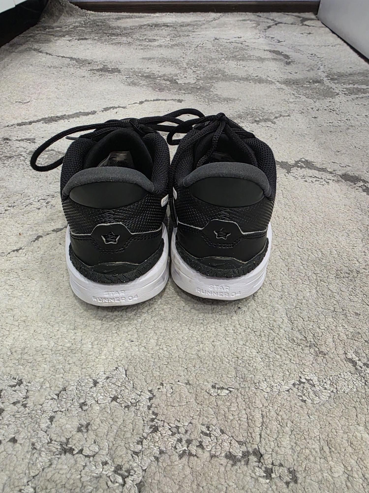Детски маратонки Nike Star Runner 4