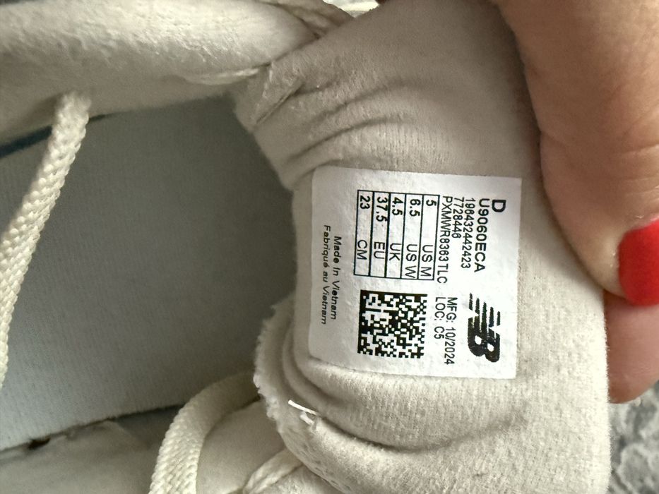 Маратонки new balance