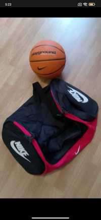 Спортна чанта Nike и баскетболна топка