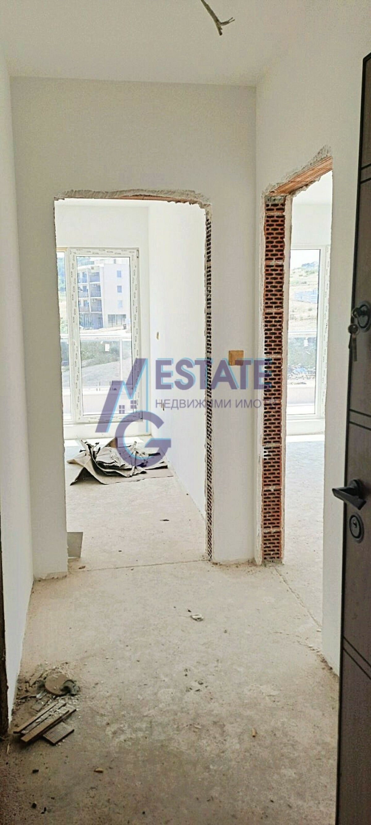 Тристаен апартамент в Созопол местност Мисаря