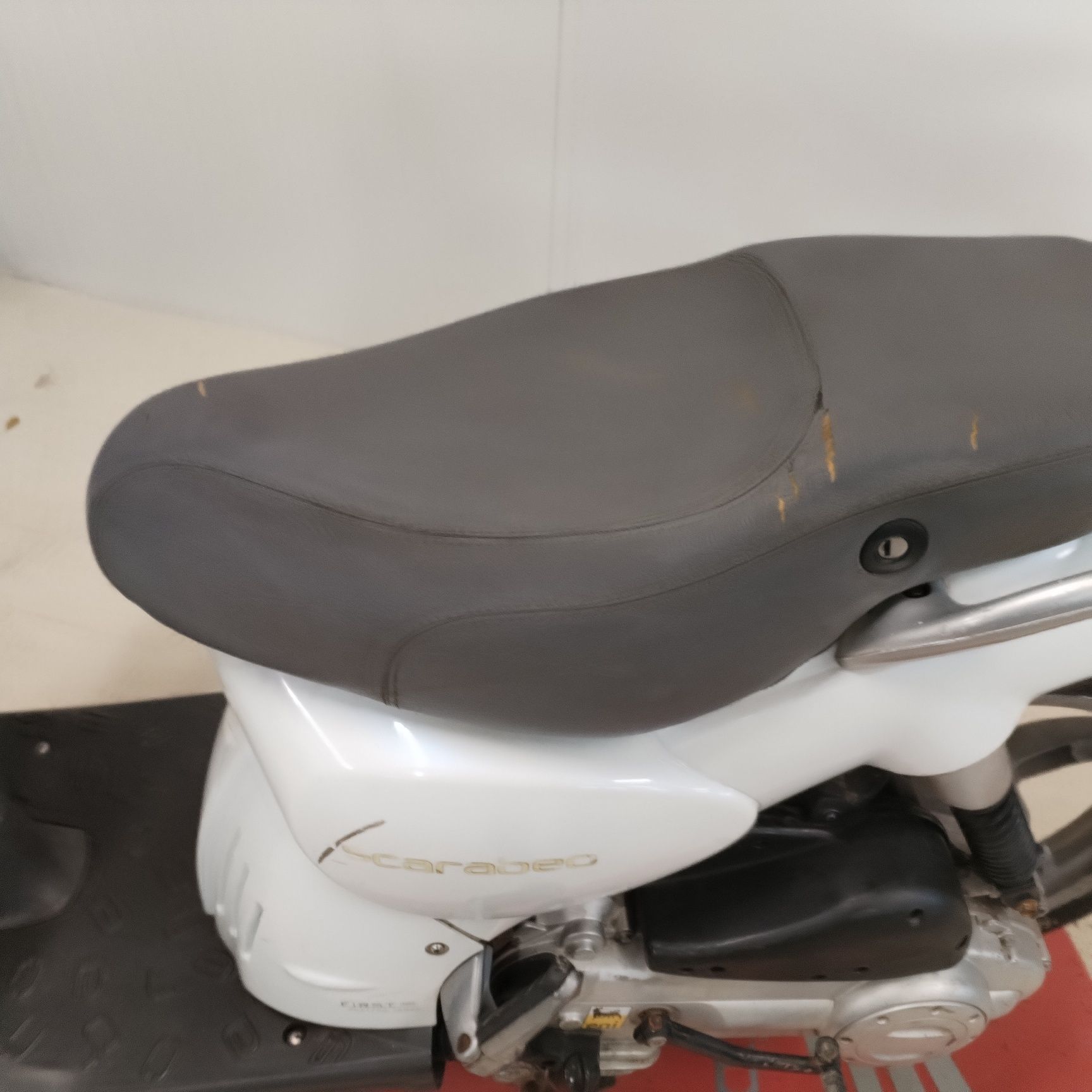 Aprilia Scarabeo 100 4t
