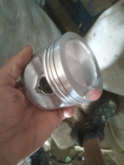 Поршни на Ауди 80 и Фольксваген Пассат