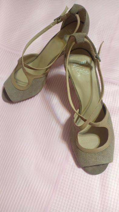 Туфли для танцев