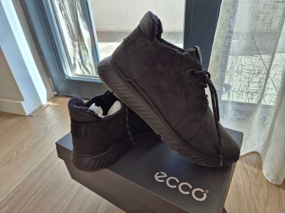 Ghete Barbati Piele Nubuc Negru Ecco marime 43 impermeabila captusita